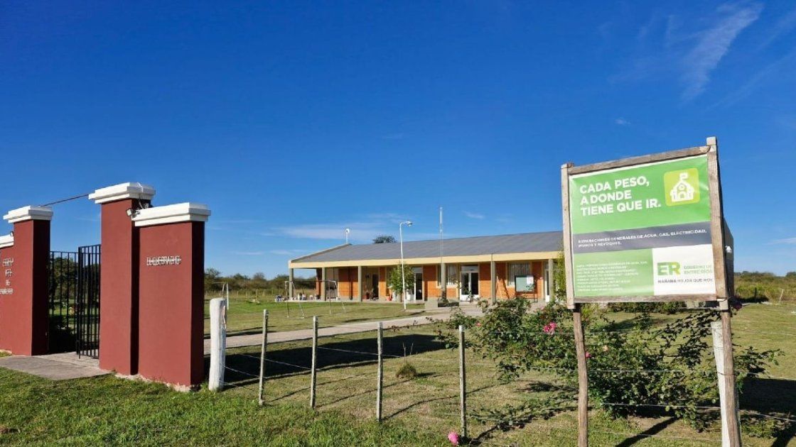 Finalizaron mejoras edilicias en una escuela rural de Feliciano. Finalizaron mejoras edilicias en una escuela rural de Feliciano.