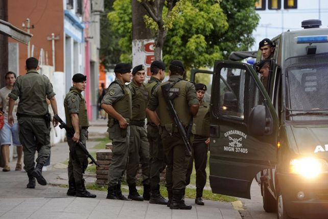 Gendarmería detuvo a una persona que viajaba con 100 cápsulas de cocaína