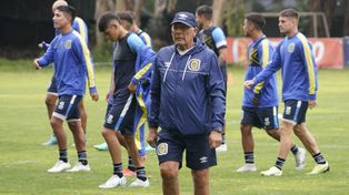 Central en Chile: Russo probó un equipo con tres cambios para enfrentar a Coquimbo