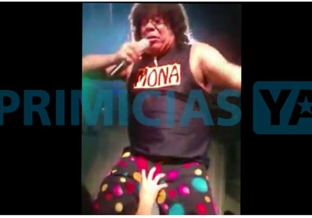 Nuevo video de La Mona Jiménez donde le pide a sus fanáticas que le toquen el miembro