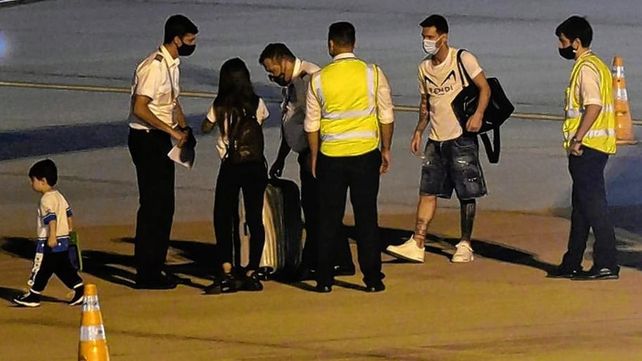 Lionel Messi vuelve a Barcelona luego de sus minivacaciones en Rosario.&nbsp;