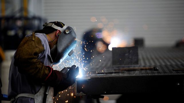 Debate histórico. La definición del salario como remuneración demandó años de luchas de los trabajadores.&nbsp;