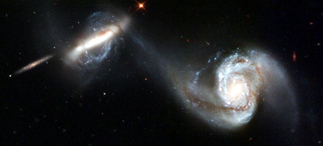 Astr&oacute;nomo del Vaticano dice que podemos tener hermanos extraterrestres