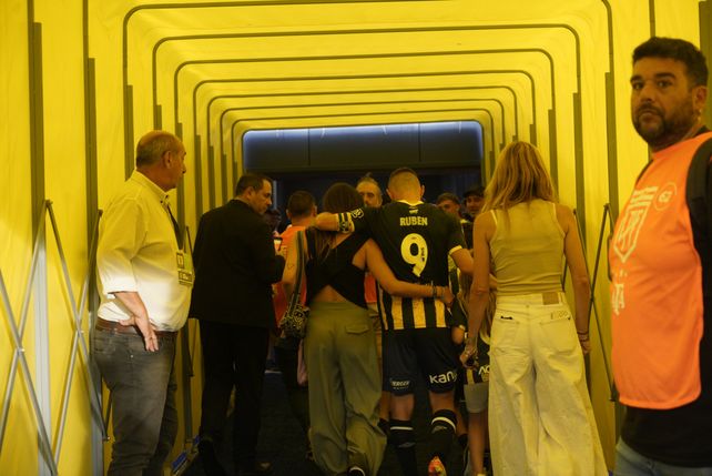 Marco Ruben se despidió de manera definitiva del fútbol en el último partido, ante Belgrano.