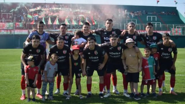 Aguirre firme en la cima de la A.&nbsp; El equipo rojiverde derrotó a Pablo VI 3 a 1 y continúa en los más de la tabla de posiciones.