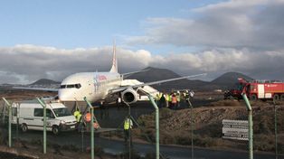 Espa&ntilde;a: un avi&oacute;n se sali&oacute; de pista en aeropuerto canario pero no hubo heridos