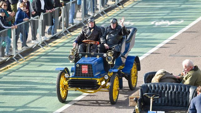 La clásica carrera de los autos más antiguos de Londres