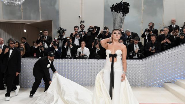 Florence Pugh.