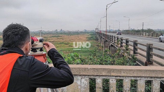 Grieta en el Carretero. Vialidad Nacional realiza controles y define tareas.