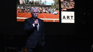 Daniel Tramontini, presidente de la Asociación Rosarina de Tenis, destacó: “Para los tenistas amateurs defender los colores de su club es lo más importante, es el arraigo y la pertenencia a cada institución los que lo hace que se perfeccionen año tras año.