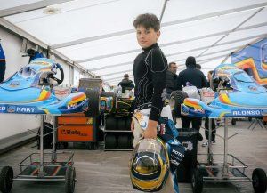 El mini-Colapinto: quién es el piloto santafesino de 12 años que ya se mudó a Europa