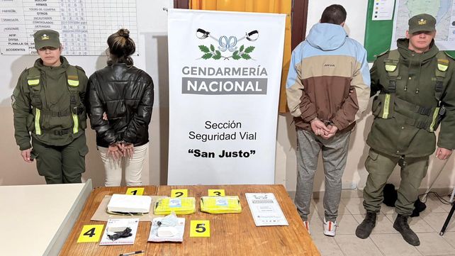 Llevaban más de tres kilos de cocaína en un auto junto a dos cadetes del ISeP y fueron detenidos por Gendarmería