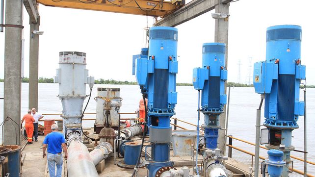 En Paraná la falta de agua potable genera rumores todo el tiempo