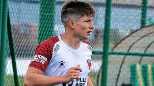 Colón llamó a Facundo Taborda para que se sume al plantel.