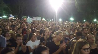 Bajo la lluvia, miles de personas pidieron justicia por Agustina en toda la provincia