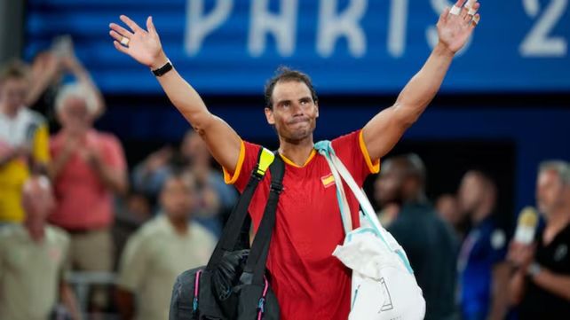 Rafael Nadal le dice adiós al tenis profesional dejando una huella imborrable en este deporte.