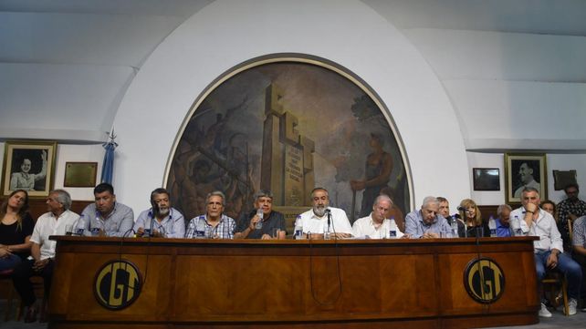 El plenario cegetista se realizó en la histórica sede porteña de calle Azopardo.