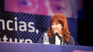 &nbsp;Cristina Kirchner le reclamó a la militancia debatir sin descalificar el voto y habló de la “casta” de economistas neoliberales.