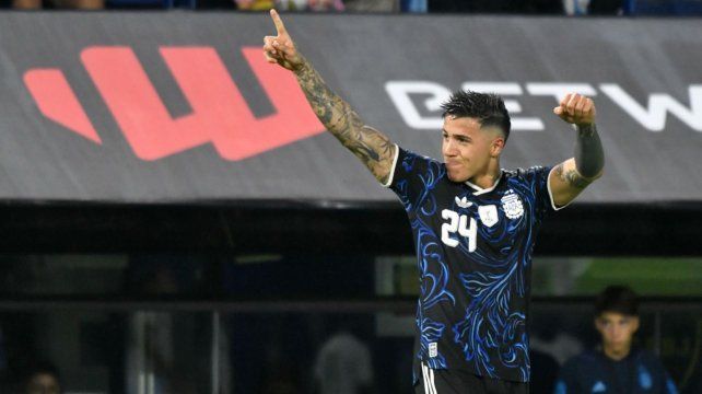 Enzo Fernández fue una de las figuras de la selección argentina en esta fecha Fifa.