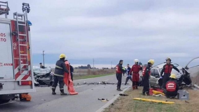 Un choque frontal en la ruta 92 ocasionó la muerte de dos personas. 