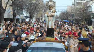 Cuesti&oacute;n de fe: las personas religiosas conf&iacute;an m&aacute;s en las autoridades