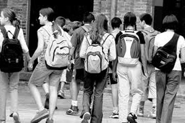 Uno de cada cuatro jóvenes de 17 años dejó de estudiar