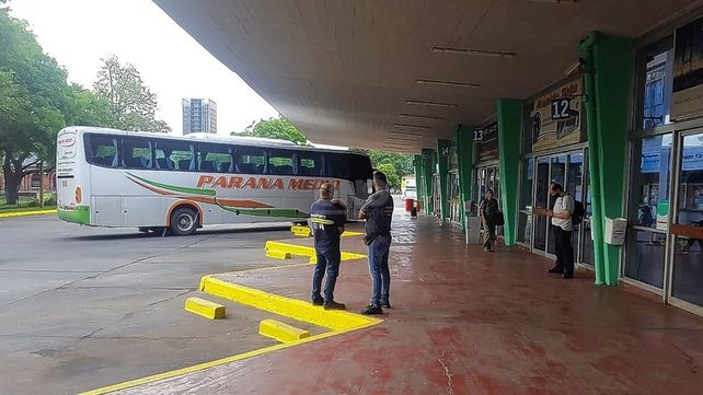 La terminal de colectivos en el regreso de los servicios de media y larga distancia después de 8 meses.&nbsp;