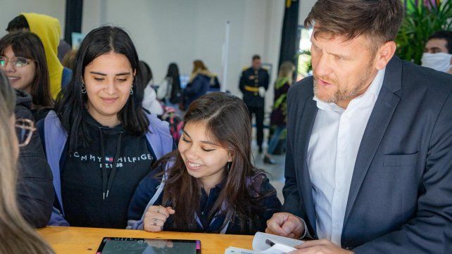 Desde el lunes los estudiantes de nivel secundario podrán gestionar las becas del Instituto Becario Provincial (Inaubepro). El trámite y los requisitos