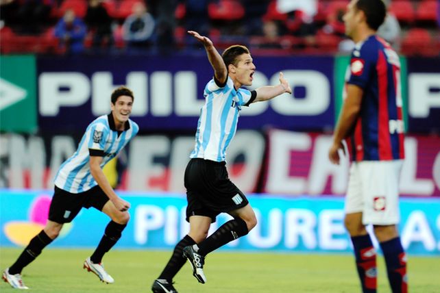 Racing fue contundente y goleó a San Lorenzo en el Bajo Flores