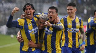 Enzo Giménez se mostró feliz por su continuidad en Central y tiene expectativas de ser titular en el equipo de Jorge Almirón.&nbsp;