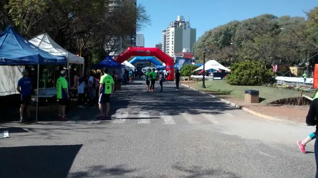 Alexis Unrein ganó los 10K en el Maratón del Becario en una tarde soñada