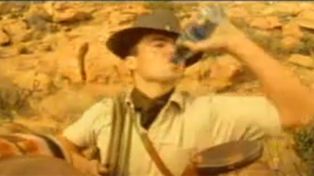 Un comercial que promociona un agua mineral hace furor en la web