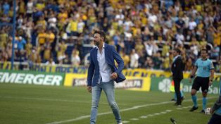 El Kily González pidió al menos cuatro refuerzos para Central y aguarda por novedades.