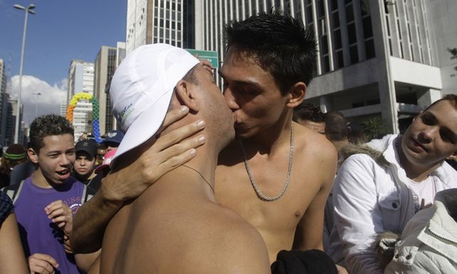 Tres millones de personas participaron en la Parade Gay de San Pablo
