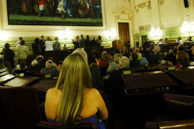 Buscan que las mujeres ocupen  la mitad de los cargos de gobierno