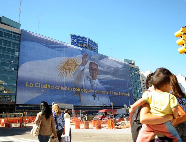 Un mural del Papa Francisco amaneció en Buenos Aires
