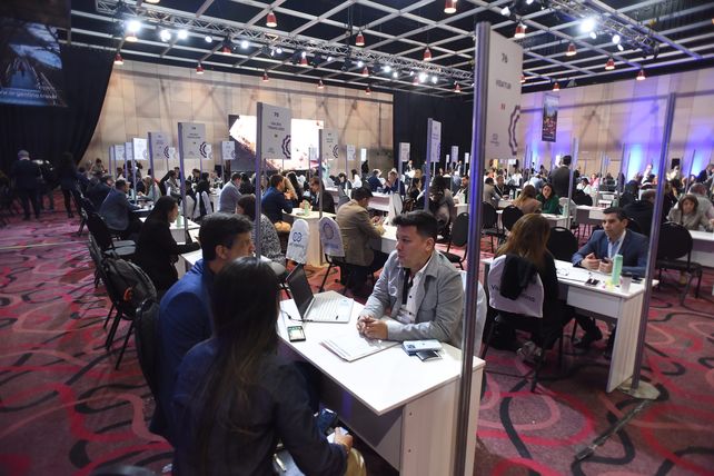 Inauguraron la Feria Internacional de Turismo con destacada oferta de destinos santafesinos