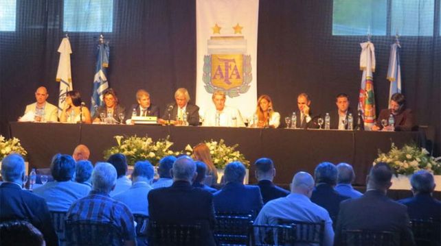 Mirá en vivo: se llevan a cabo las elecciones para la presidencia de la AFA