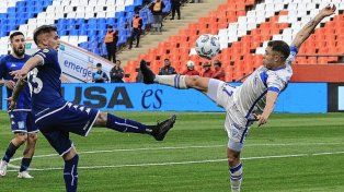 Racing empató en el final del partido.