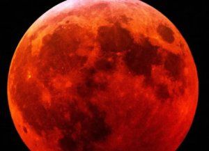 La Luna de Sangre vuelve a encender el cielo: cómo y cuándo ver el último eclipse del año