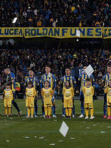 La Conmebol sancionó a Central y Almirón tras la serie ante Corinthians