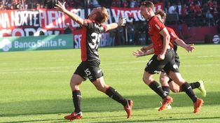 Festejo. Nadalín marcó en el 2-0 a Unión.