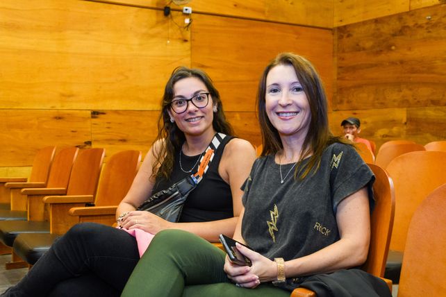 Natalia Guevara y Gabriela Forlini