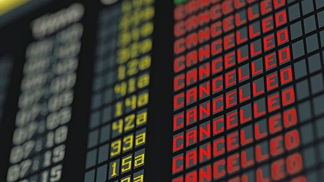 Los vuelos fueron suspendidos o reprogramados