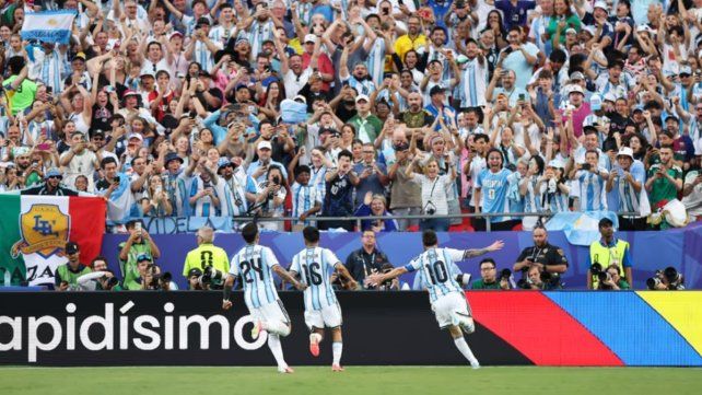 Las repercusiones de la actuación estelar de Messi en el debut en el Mundial