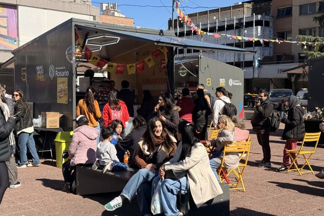 El Mercdo del Centro celebró su aniversario con una jornada de actividades que incluyó música en vivo