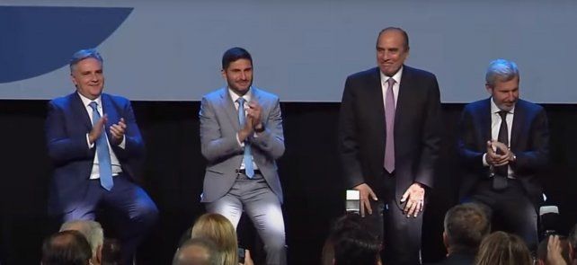 Guillermo Francos estuvo en la capital provincial junto a gobernadores.&nbsp;