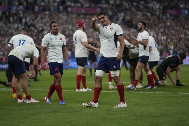 La vie en rose: Francia derrotó a los All Blacks en el debut