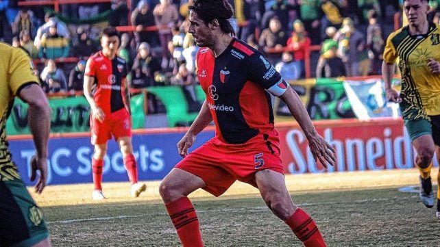 Más de lo mismo: Colón fue pura decepción, perdió de visitante con Aldosivi y quedó tercero