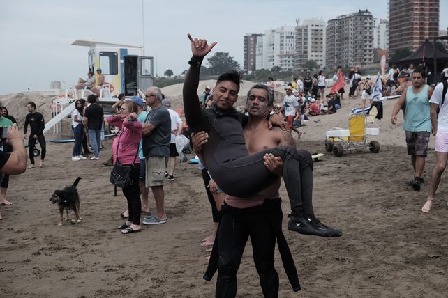 Las 18 fotos del primer Campeonato Sudamericano de surf adaptado